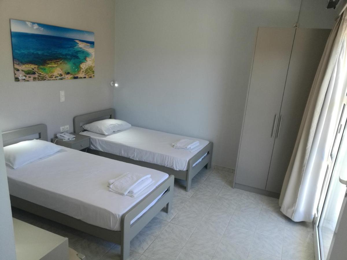 Niriis Hotel Kato Daratso Buitenkant foto